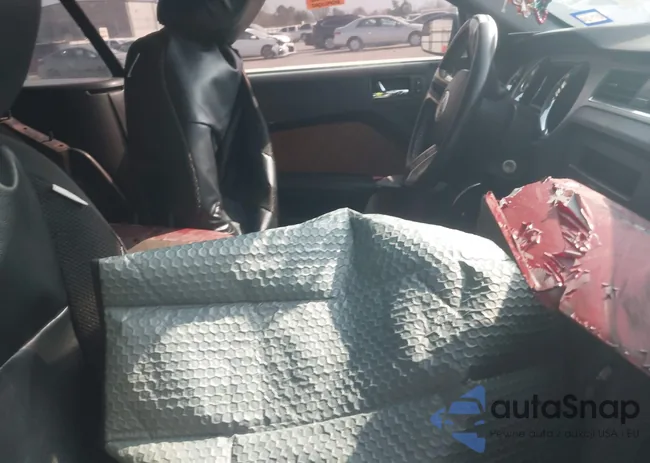 1ZVBP8EM4B5119932: 44444153