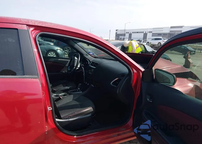 1C3CDZEG5CN280554: 44444164