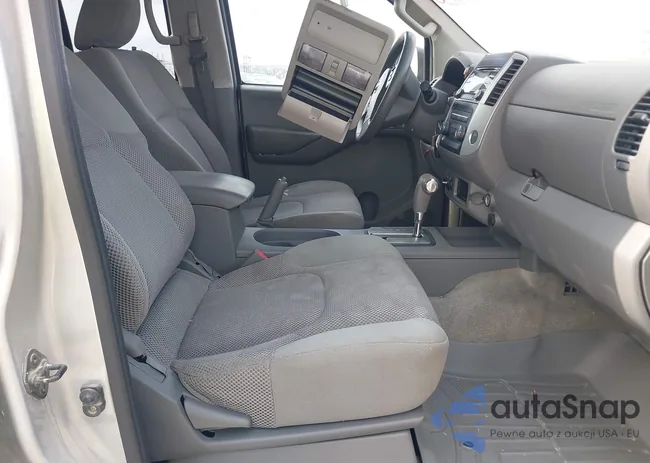 1N6AD0EV9DN723476: 44444230