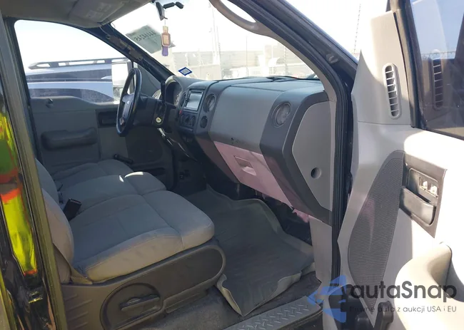 1FTRF12208KF05790: 44444245