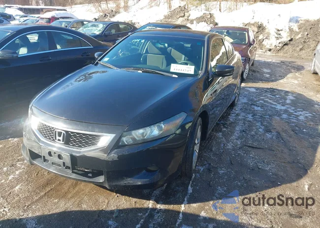 1HGCS12309A007415: 44444247