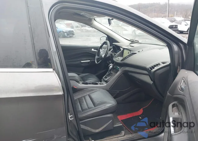 1FMCU0GX4GUC61523: 44444249