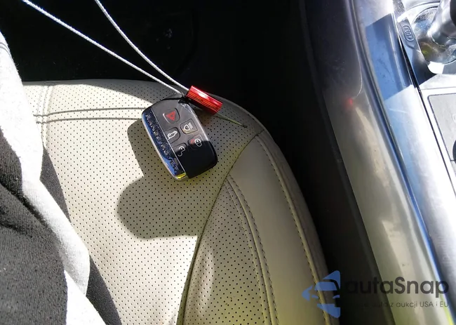 SALWR2WF2EA367242: 44443367