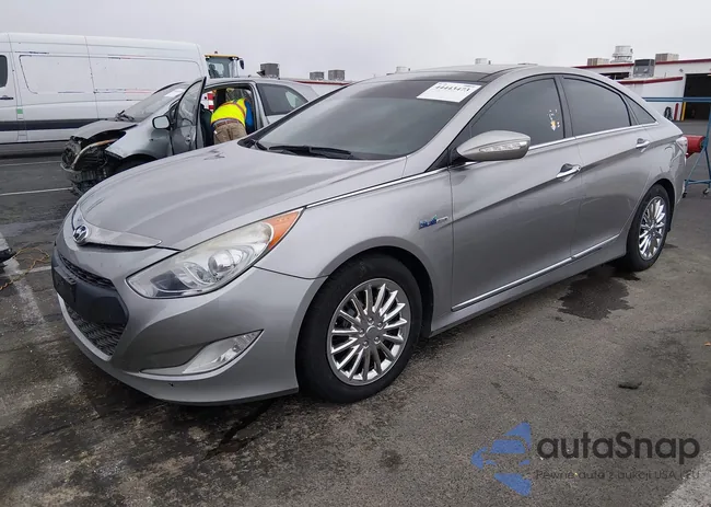 KMHEC4A40CA028946: 44443473