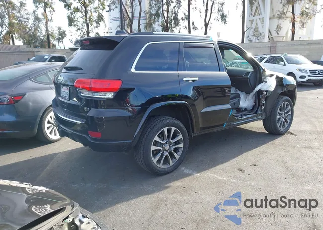 1C4RJFCG8JC460118: 44443502