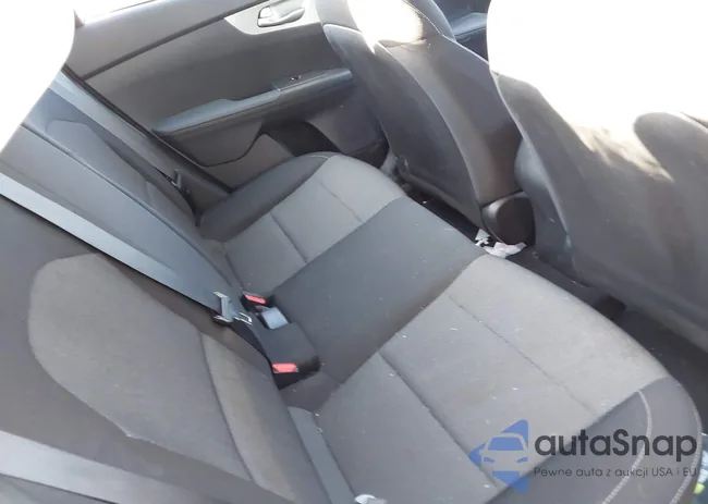 3KPF24AD7NE465399: 44443616