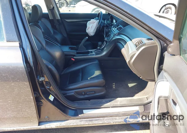 19UUA9F72DA004723: 44443644