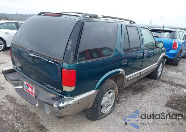 1GNDT13W9W2186463: 44443697