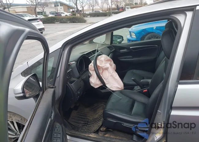 3HGGK5H02KM706883: 44443733