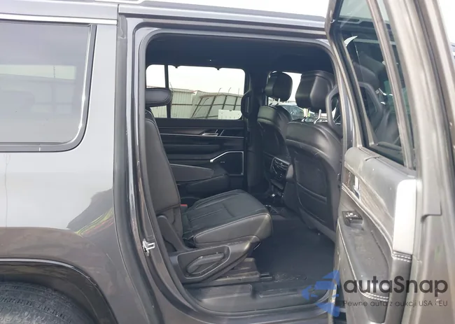 1C4SJSDPXPS502506: 44444767