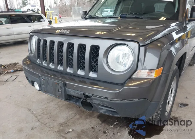 1C4NJPBA3GD715780: 44444772