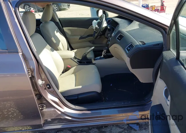 19XFB2F5XFE250090: 44444801