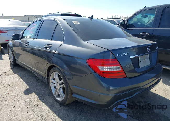 WDDGF4HB3DR268784: 44444908