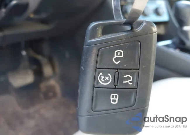 3VWC57BUXKM162870: 44444956