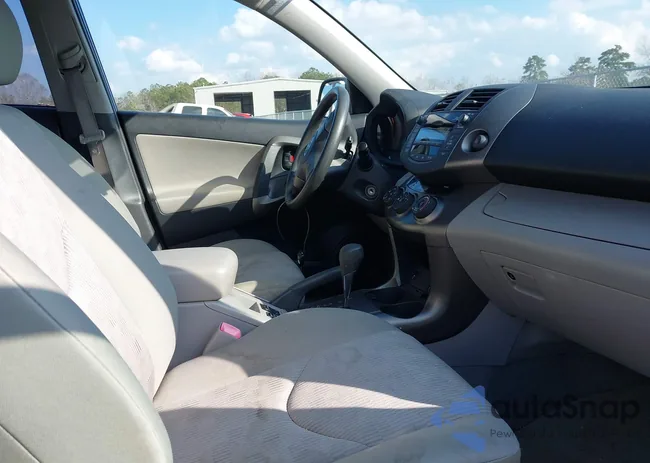 JTMZF33V595000879: 44445202