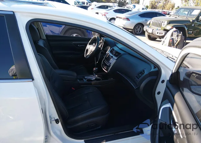 1N4AL3AP6JC239387: 44445236