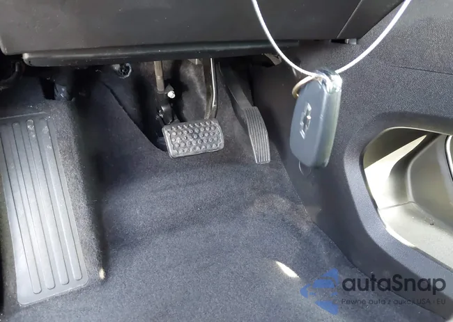 1G1FY6S07P4127942: 44445276