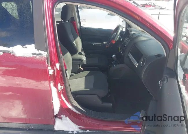 1C4NJDBB8ED688354: 44444460