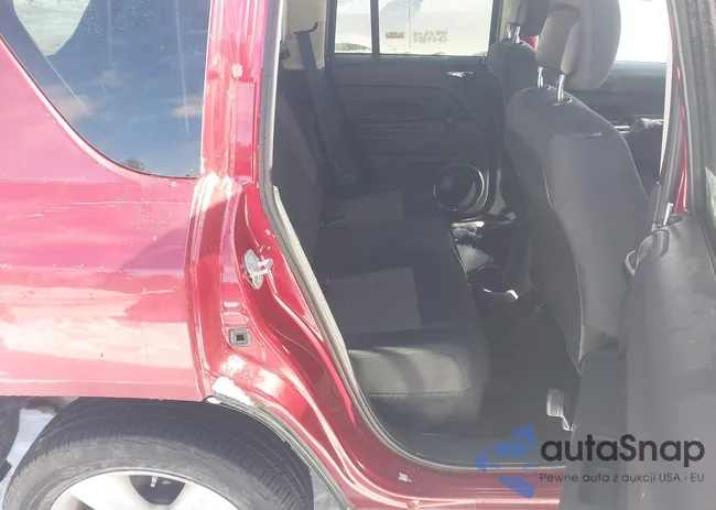 1C4NJDBB8ED688354: 44444460