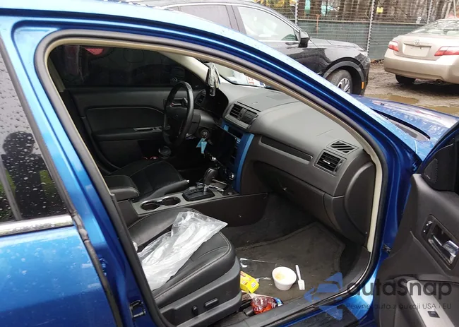 3FAHP0JA8CR210166: 44444521