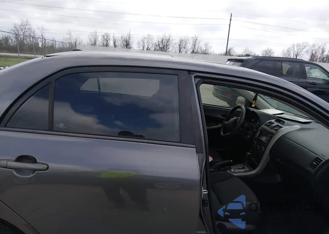 5YFBU4EE1DP102637: 44444587