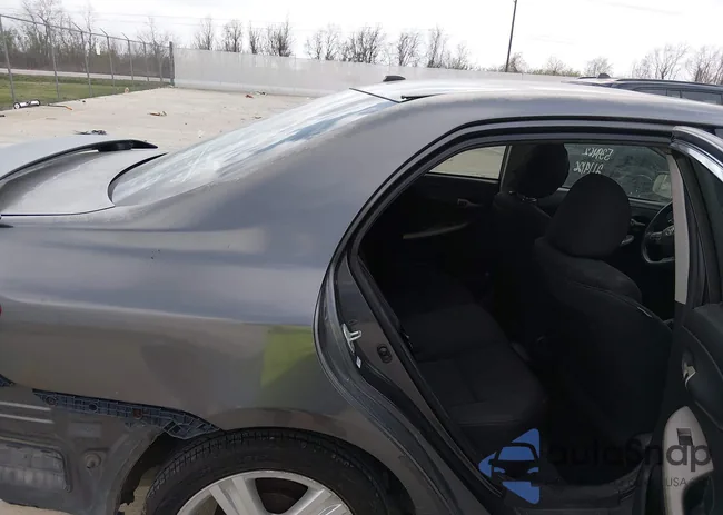 5YFBU4EE1DP102637: 44444587