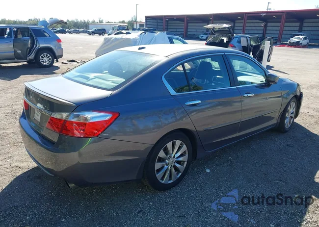 1HGCR2F88DA078331: 44444681