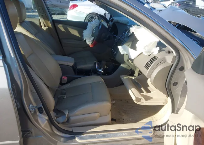 1N4AL2AP8CN573261: 44445781