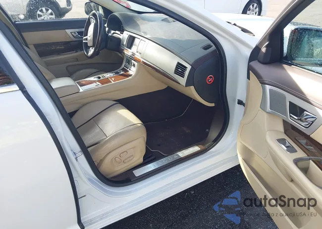 SAJWA0HB3CLS25207: 44445804