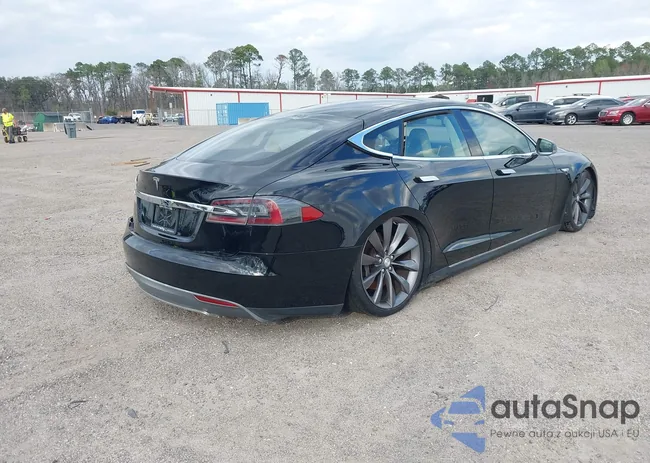 5YJSA1AG3DFP04000: 44445815