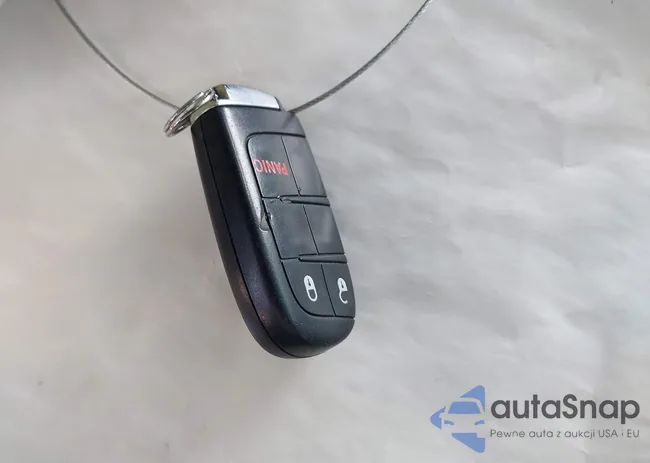 3C4PDCGB0JT327823: 44445878