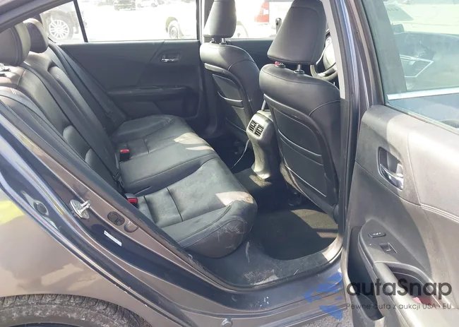 1HGCR2F95DA801335: 44445960