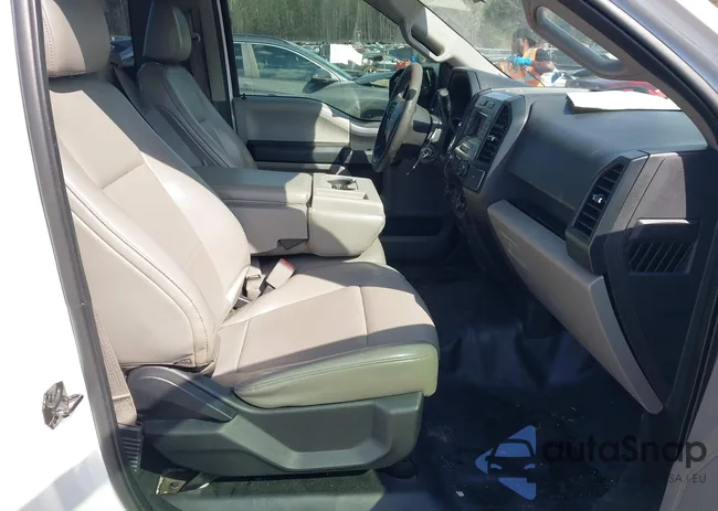 1FTMF1C83FKD05951: 44445987