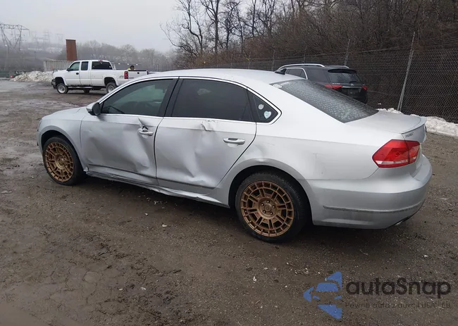 1VWCN7A33CC060208: 44446001