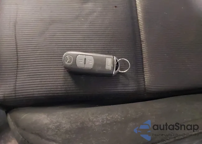 JM3KE4BY6G0631812: 44446041