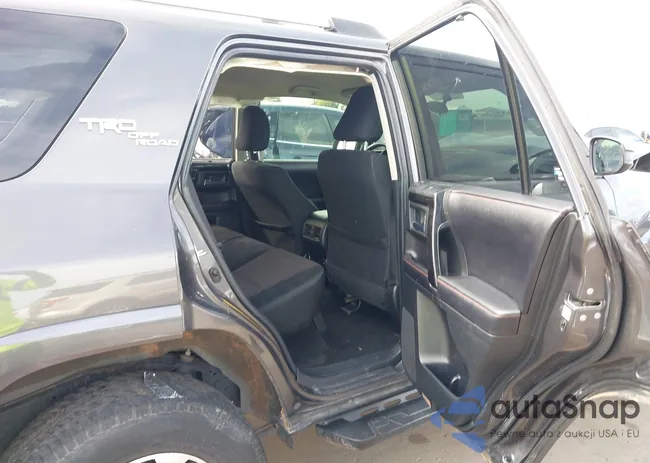 JTEBU5JR9H5442549: 44446071