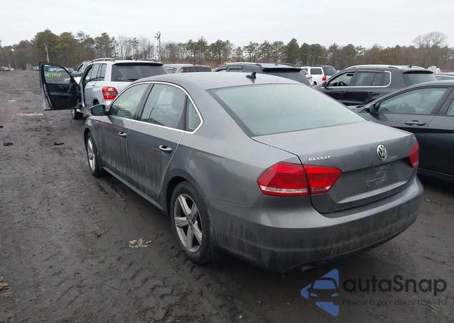 1VWAT7A3XEC027819: 44446093