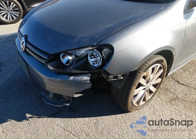 3VWTZ7AJ2AM690400: 44446124