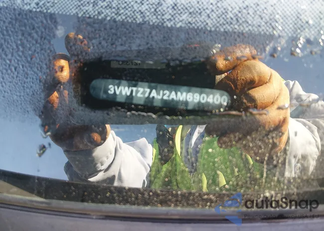 3VWTZ7AJ2AM690400: 44446124