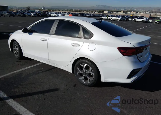 3KPF24AD7ME308809: 44446131