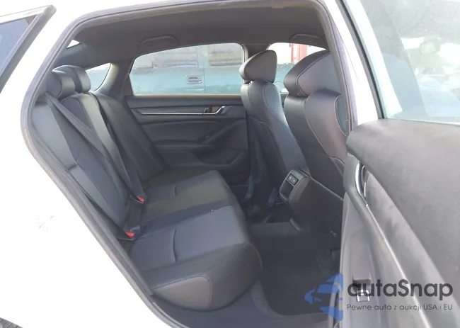 1HGCV1F32NA017052: 44446148