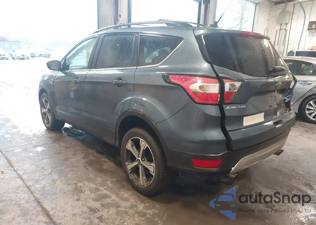 1FMCU9HDXJUB50152: 44446174