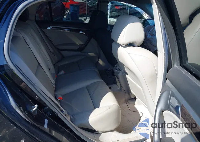 19UUA66278A044983: 44446293