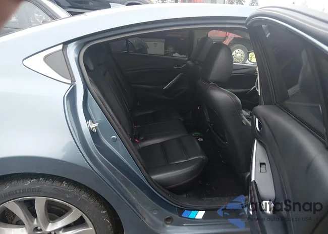 JM1GJ1W69E1130275: 44446341