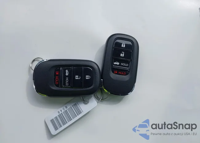 2HGFE2F28SH593459: 44445444