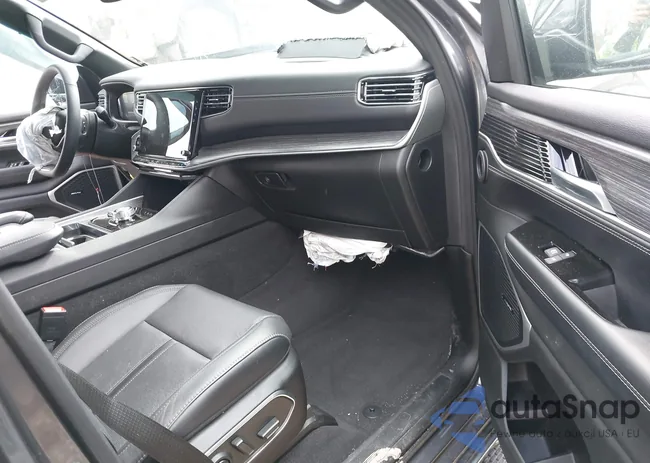 1C4SJVBP1RS141657: 44445489