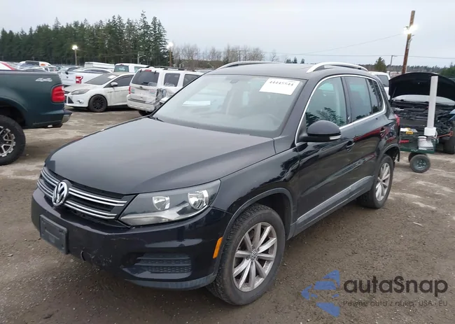 WVGRV7AXXHW507120: 44445544