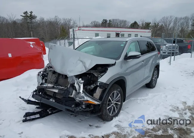 5TDJZRFH8JS861758: 44446812