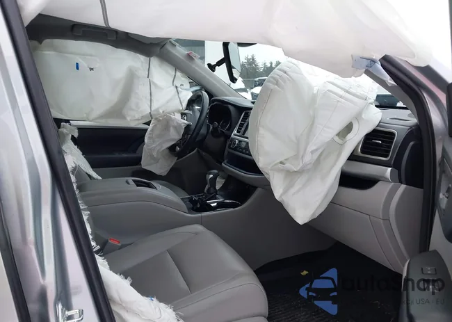 5TDJZRFH8JS861758: 44446812