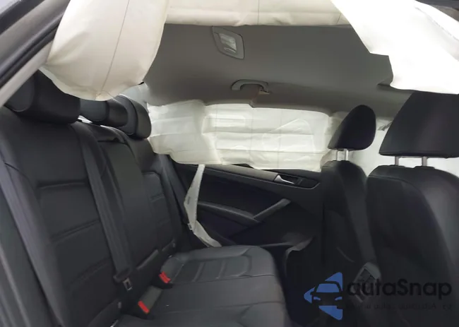 1VWBN7A3XEC071396: 44446856